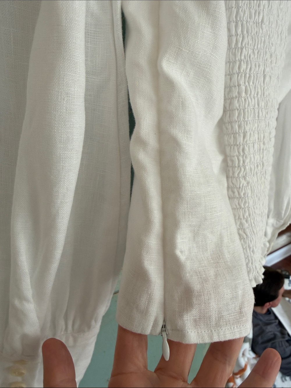 REFORMATION WHITE LINEN STILTON TOP SIZE 6 SQUARE NECK SMOCKED PUFF SLEEVE - Picture 6 of 16